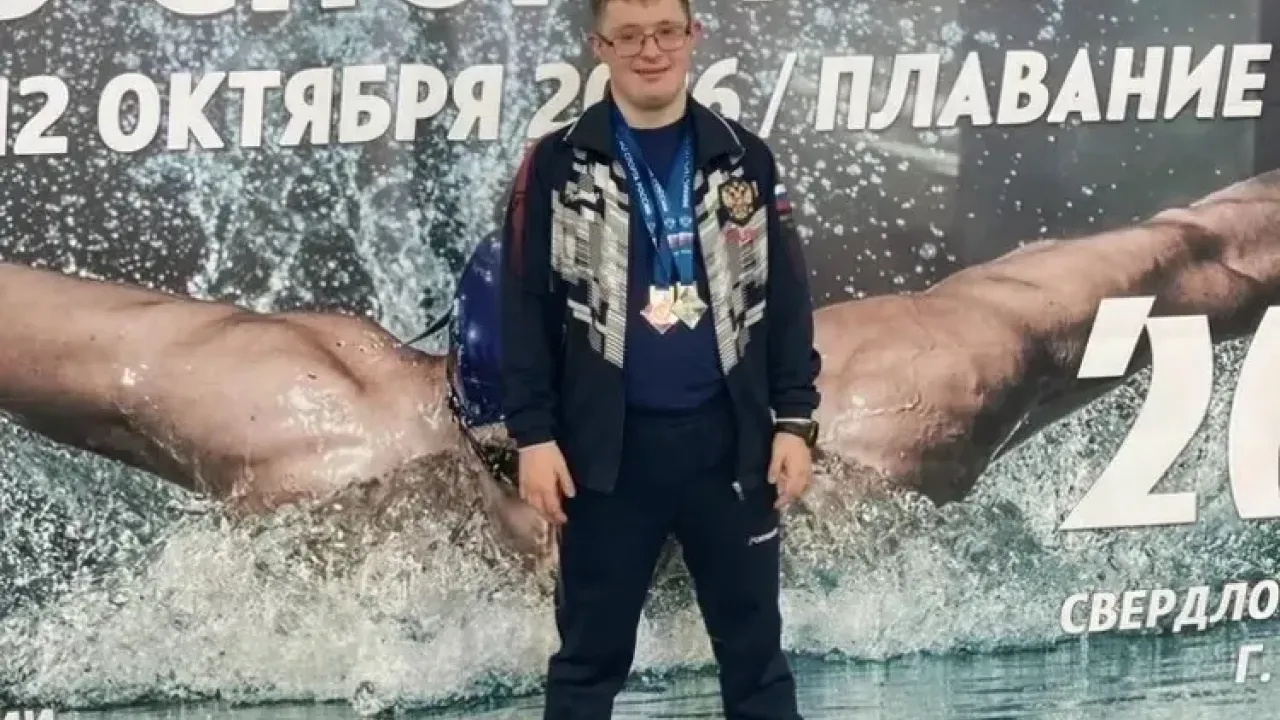 Рязанский пловец Артём Кузин стал чемпионом России на дистанции 200 м вольным стилем — Рязань Сейчас