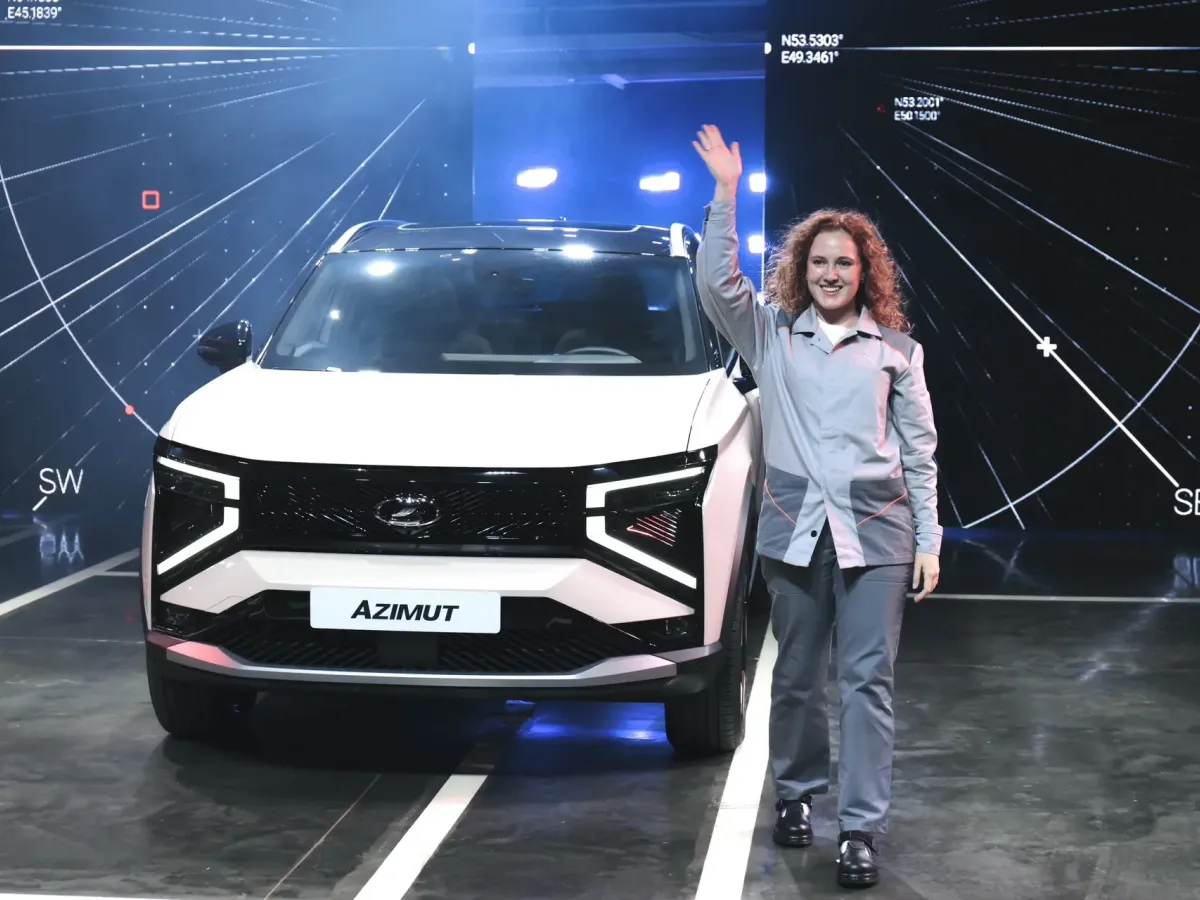На АВТОВАЗе начали выпуск флагманских кроссоверов LADA Azimut
