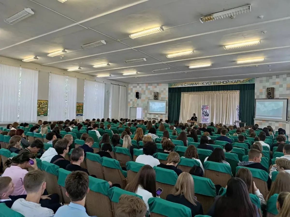 Библиотека для молодежи начала тур по учебным заведениям Самары с показами фильмов
