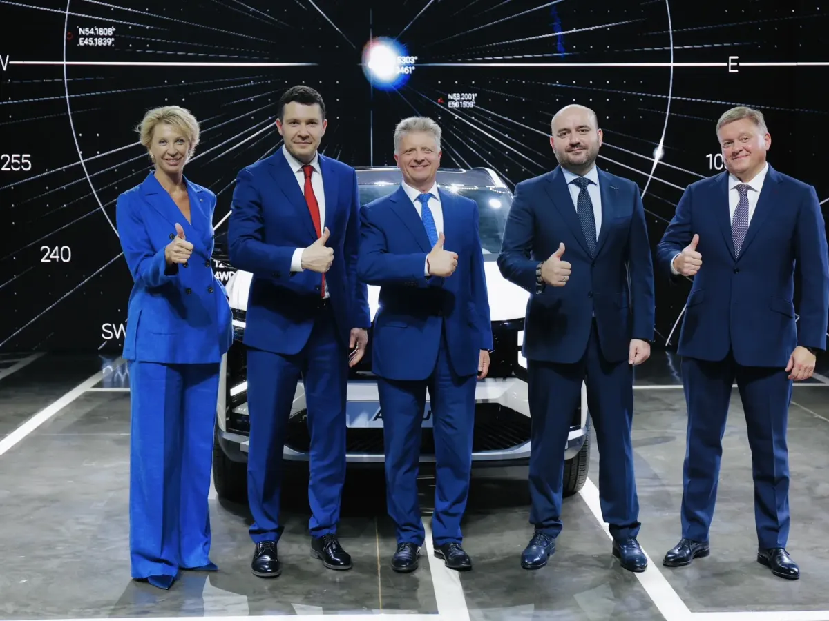 На АВТОВАЗе начали выпуск флагманских кроссоверов LADA Azimut