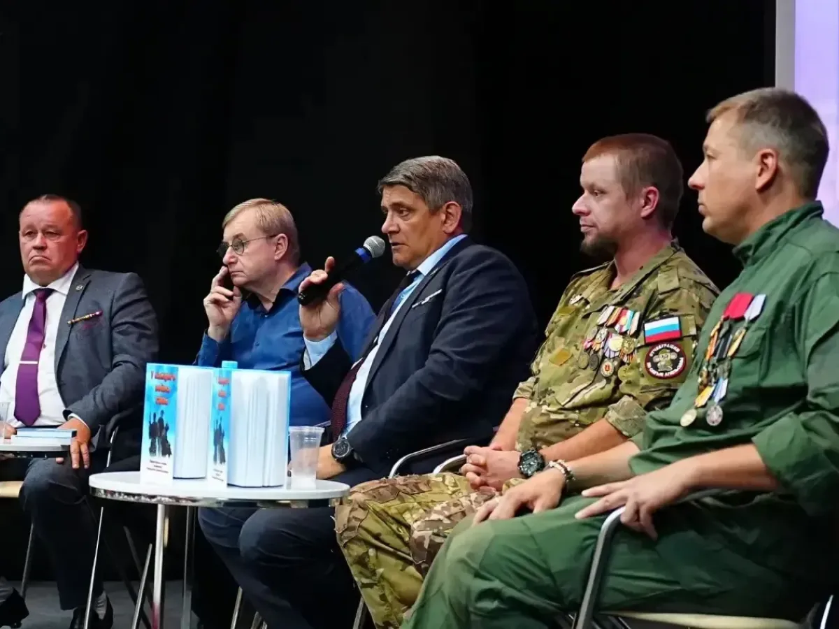В областной научной библиотеке представили сборник «У каждого война СВОя»
