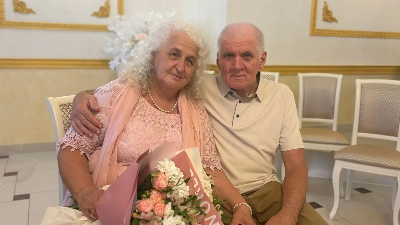 В отделе ЗАГС Новокуйбышевска чествовали две «золотые» пары — Самара Сейчас