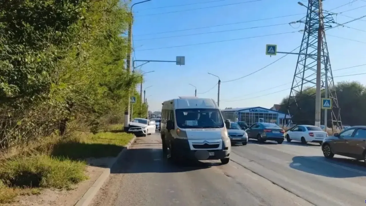 В Сызрани в ДТП с маршрутным автобусом и Kia пострадал ребенок — Самара Сейчас