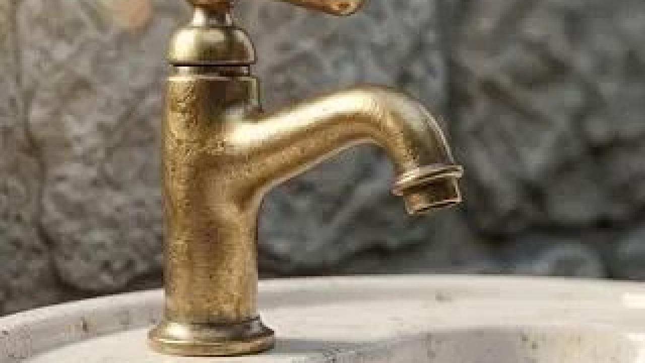 В Сызрани из-за утечки без холодной воды остались жилые дома и соцобъекты — Самара Сейчас