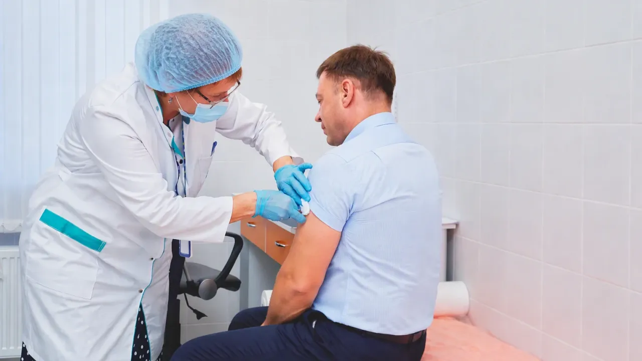 В Самарской области продолжается вакцинация против гриппа — Самара Сейчас