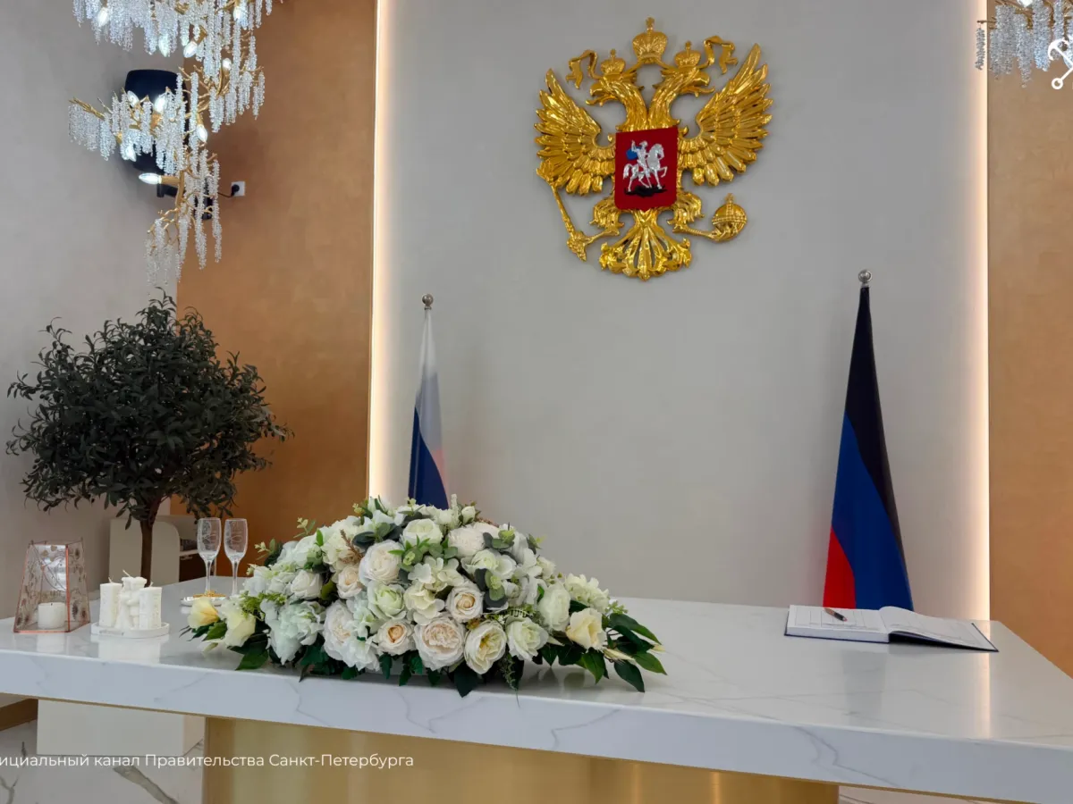Петербург сообщил о восстановлении 56 объектов в Мариуполе и новых работах до конца года