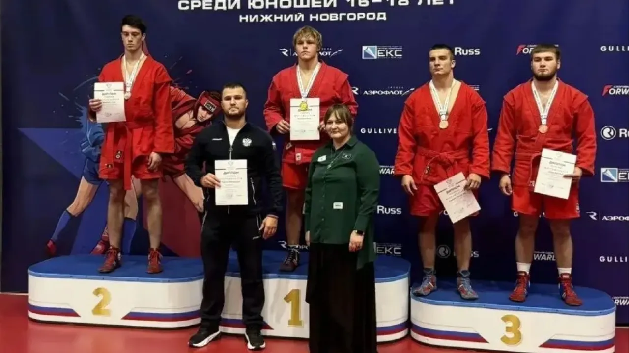 Илья Куницкий выиграл первенство России по боевому самбо среди юношей 16–18 лет — Санкт-Петербург Сейчас