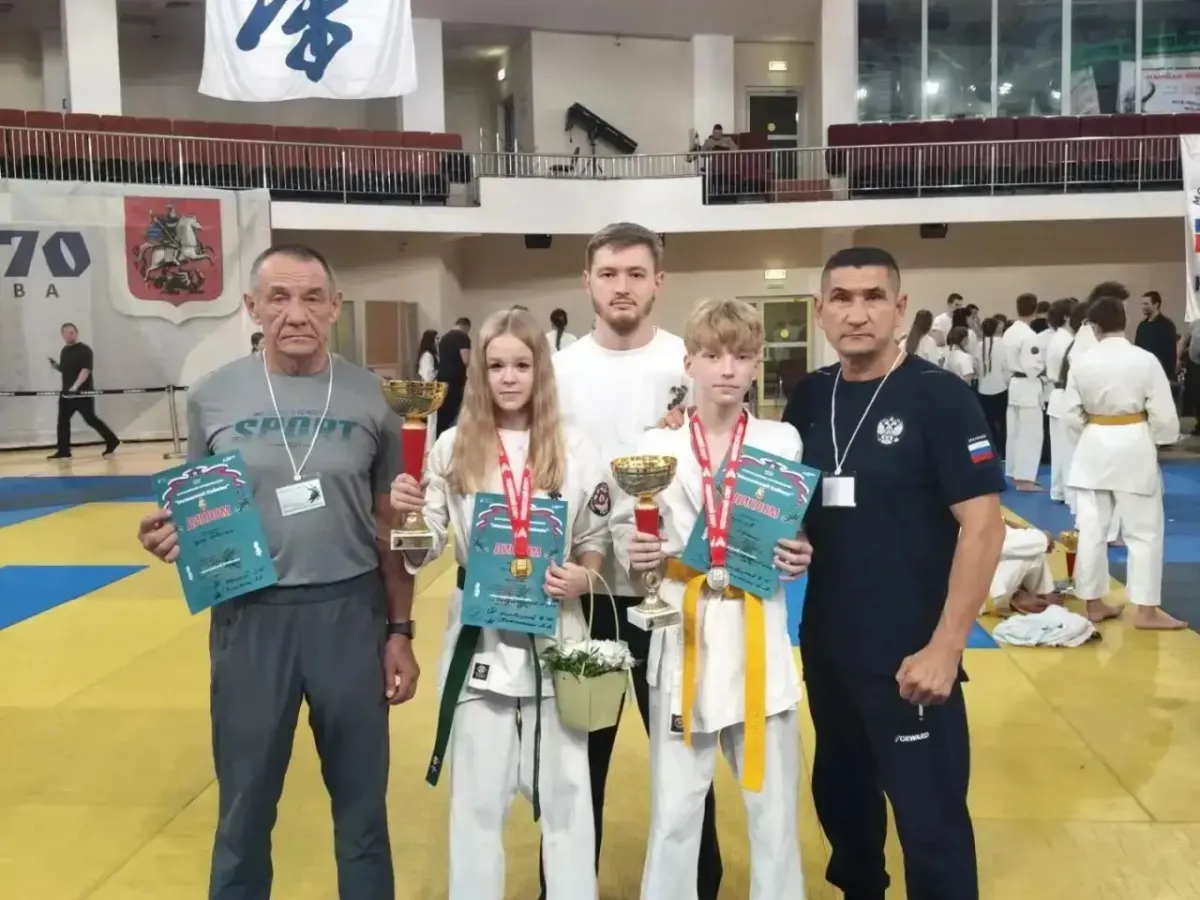 Саратовские спортсмены завоевали две победы на турнире по киокусинкай в Москве