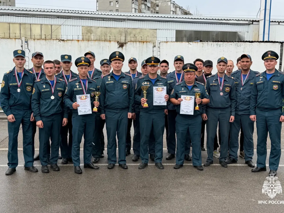 Саратовская ПСЧ-5 в третий раз победила в соревнованиях по боевому развертыванию