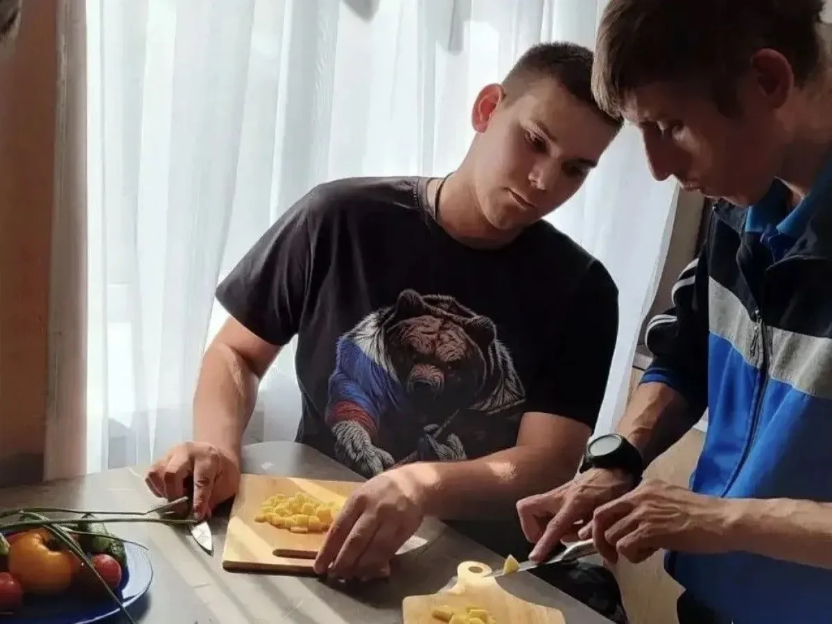 В Шиханском доме-интернате открыли учебную квартиру и учебную кухню