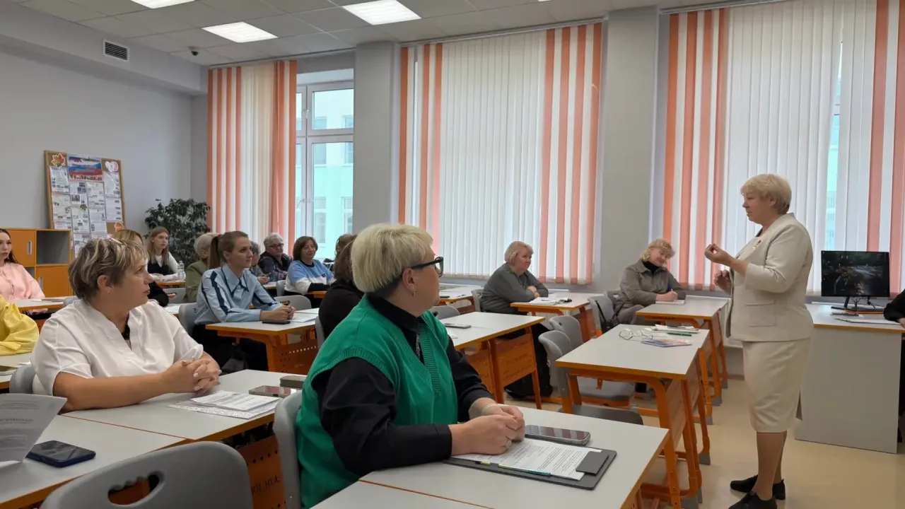 В регионе стартовал октябрьский марафон педагогического мастерства — Саратов Сейчас