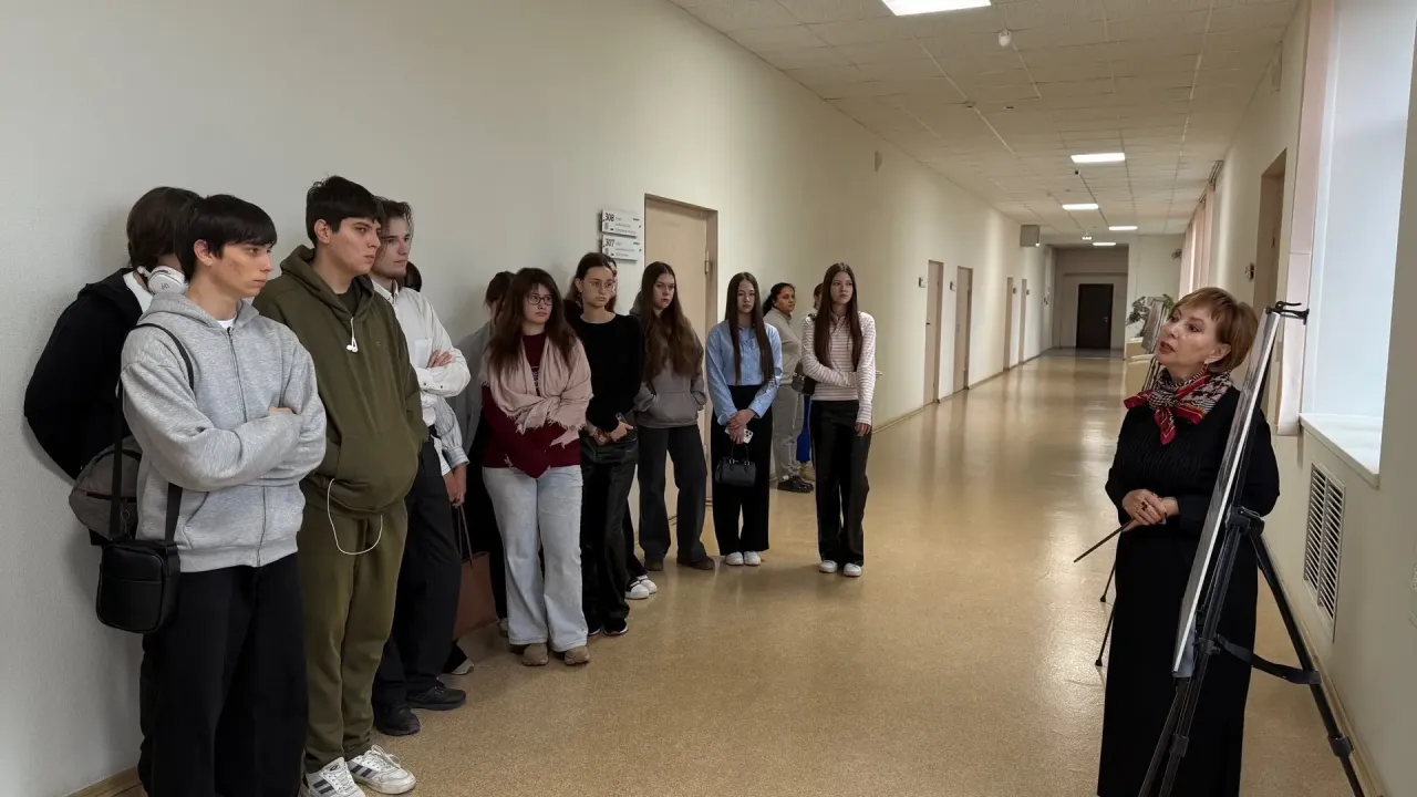 В институте развития образования открылась экспозиция «Освободители Европы» — Саратов Сейчас