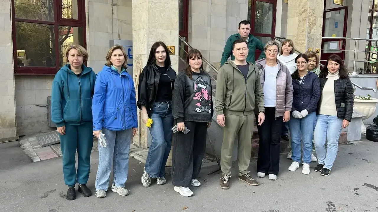 Минтруда и соцзащиты области присоединилось ко второму общеобластному субботнику — Саратов Сейчас