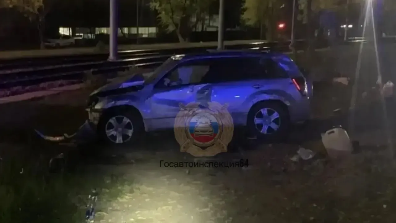 В Саратове в ДТП с опрокидыванием автомобиля погибла пассажирка — Саратов Сейчас