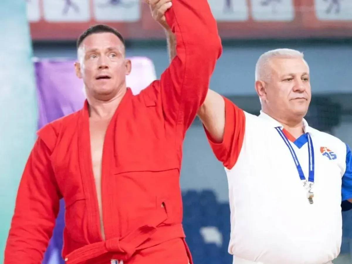 Смоленский спортсмен Руслан Воробьев победил на чемпионате мира по самбо