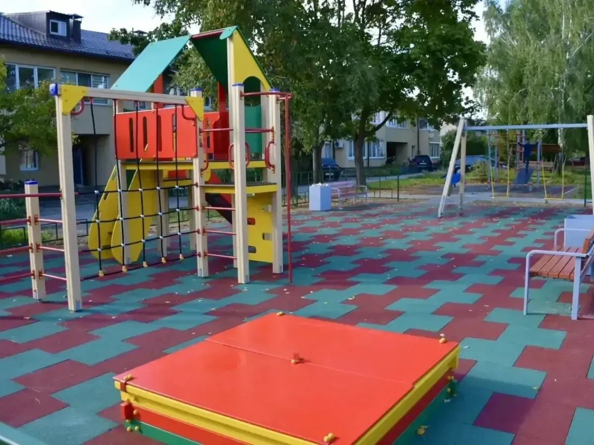 В Смоленском округе благоустраивают пять общественных пространств