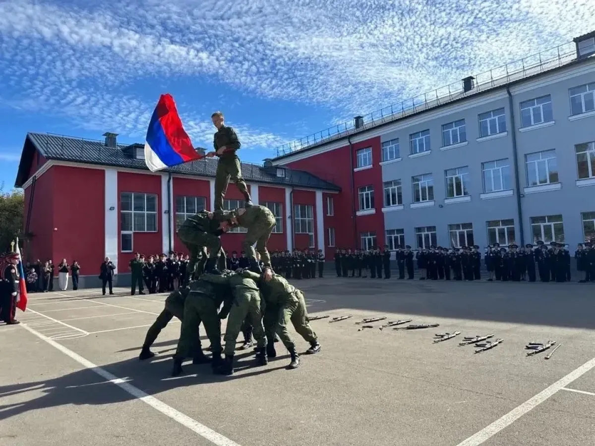 В Смоленском кадетском корпусе 73 кадета приняли торжественное обещание