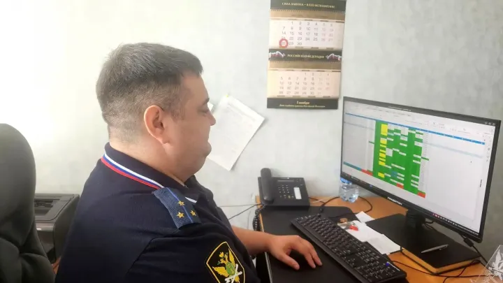 Приставы помогли матери вернуть орден погибшего сына — Ставрополь Сейчас