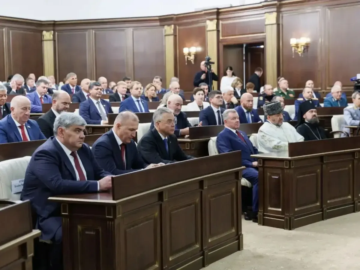Владимир Владимиров поздравил Рашида Темрезова со вступлением в должность главы КЧР