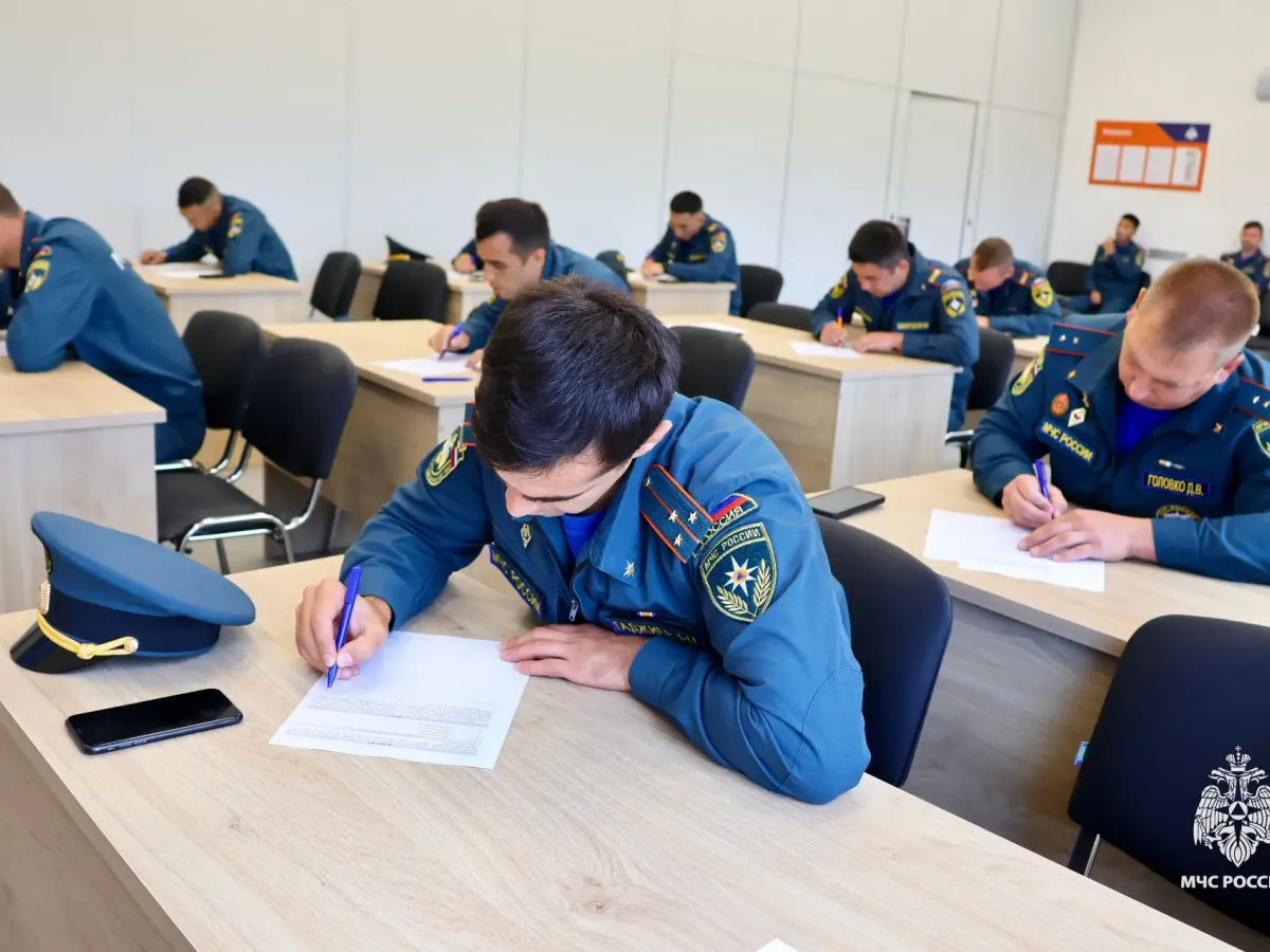 Сотрудники МЧС Ставрополья выступили на салоне «Комплексная безопасность» в Казани