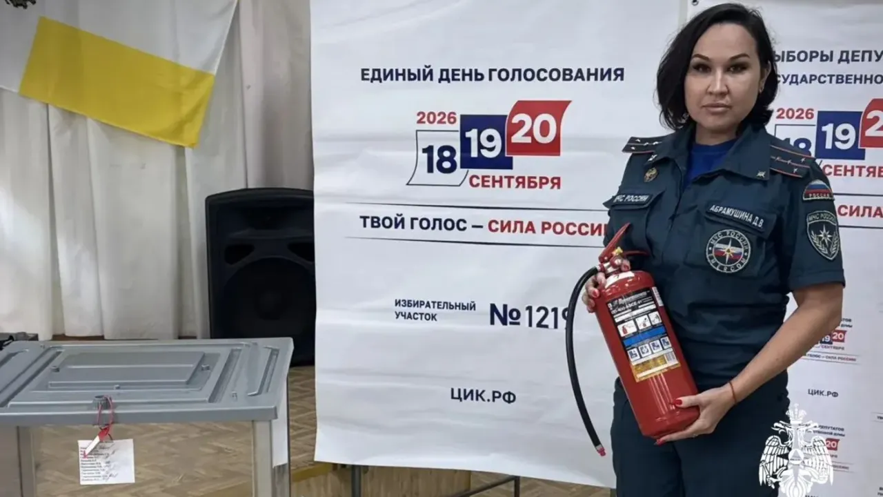 Сотрудники МЧС обеспечивают пожарную безопасность на избирательных участках Ставрополья — Ставрополь Сейчас