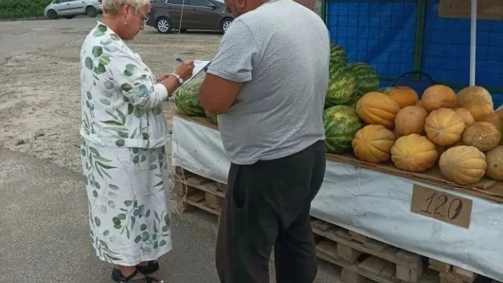 В Тамбове на Бастионной улице прошёл рейд против незаконной торговли — Тамбов Сейчас