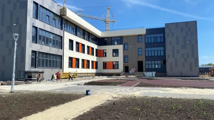 На завершение школы в микрорайоне «Волжский» Тамбова выделили 812 миллионов рублей — Тамбов Сейчас