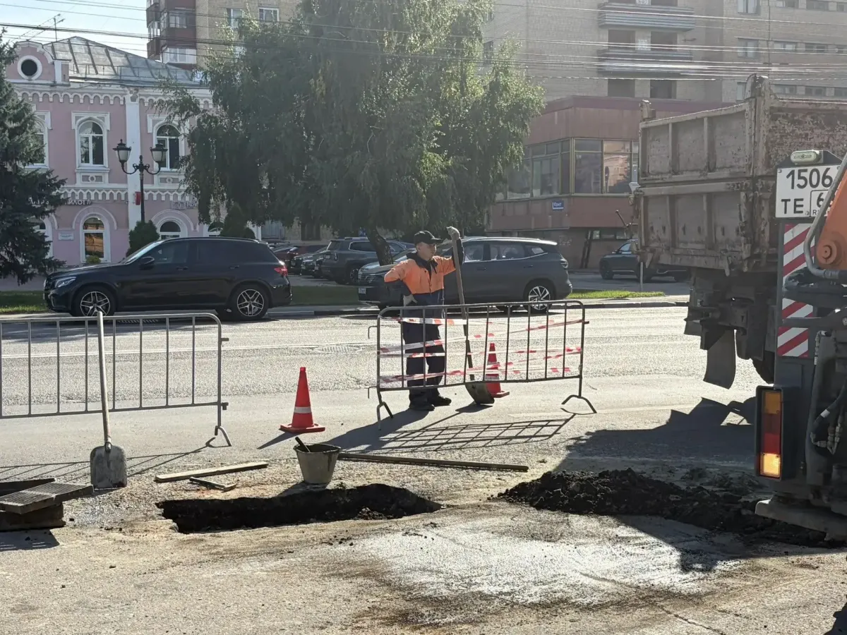 В Тамбове восстанавливают водоприёмные колодцы на улицах города