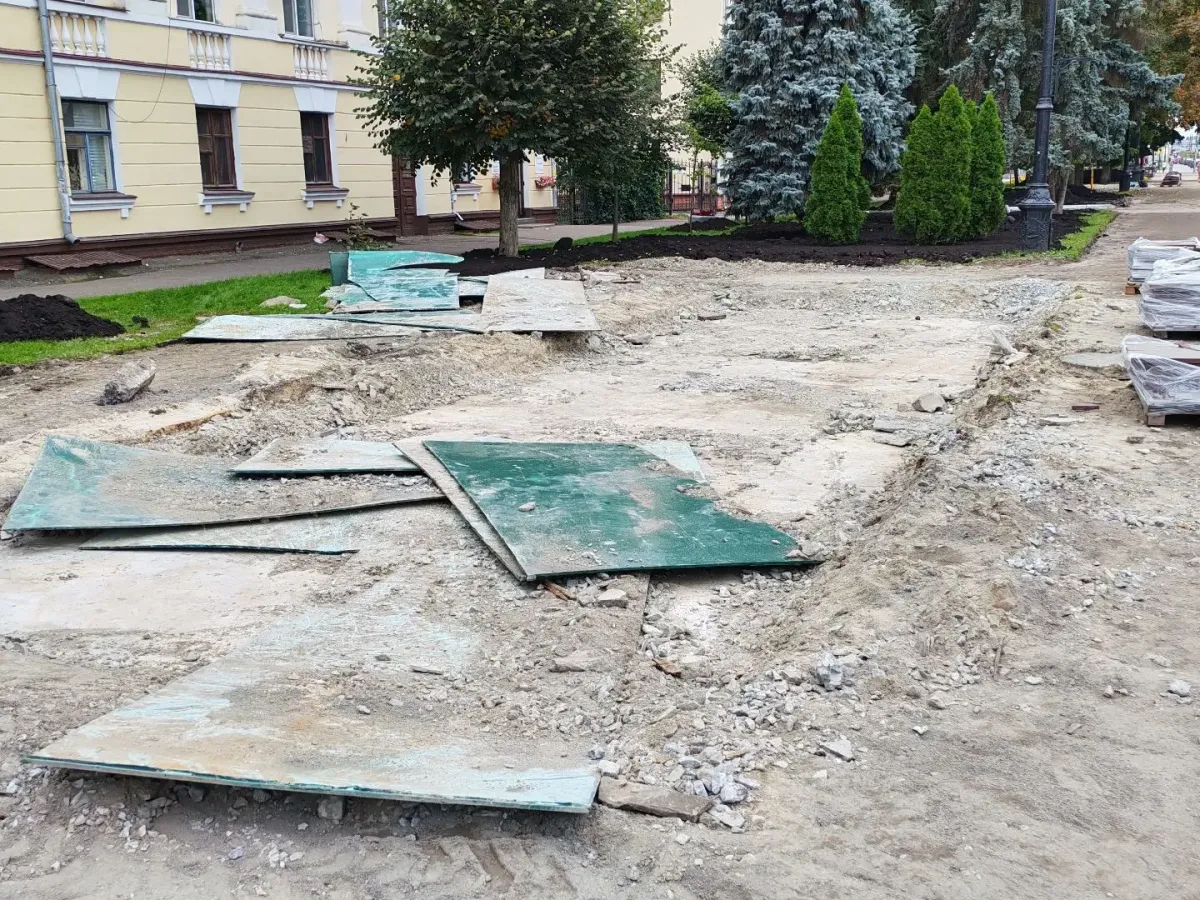 В Тамбове продолжают благоустройство исторического центра на улице Октябрьской