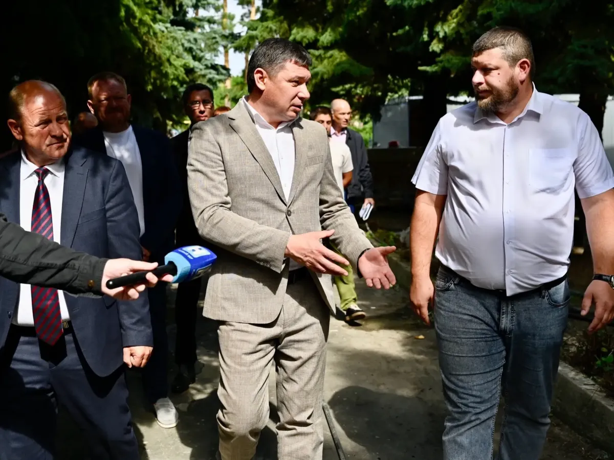 В селе Дубовое отремонтировали детский сад и благоустроили центральную площадь