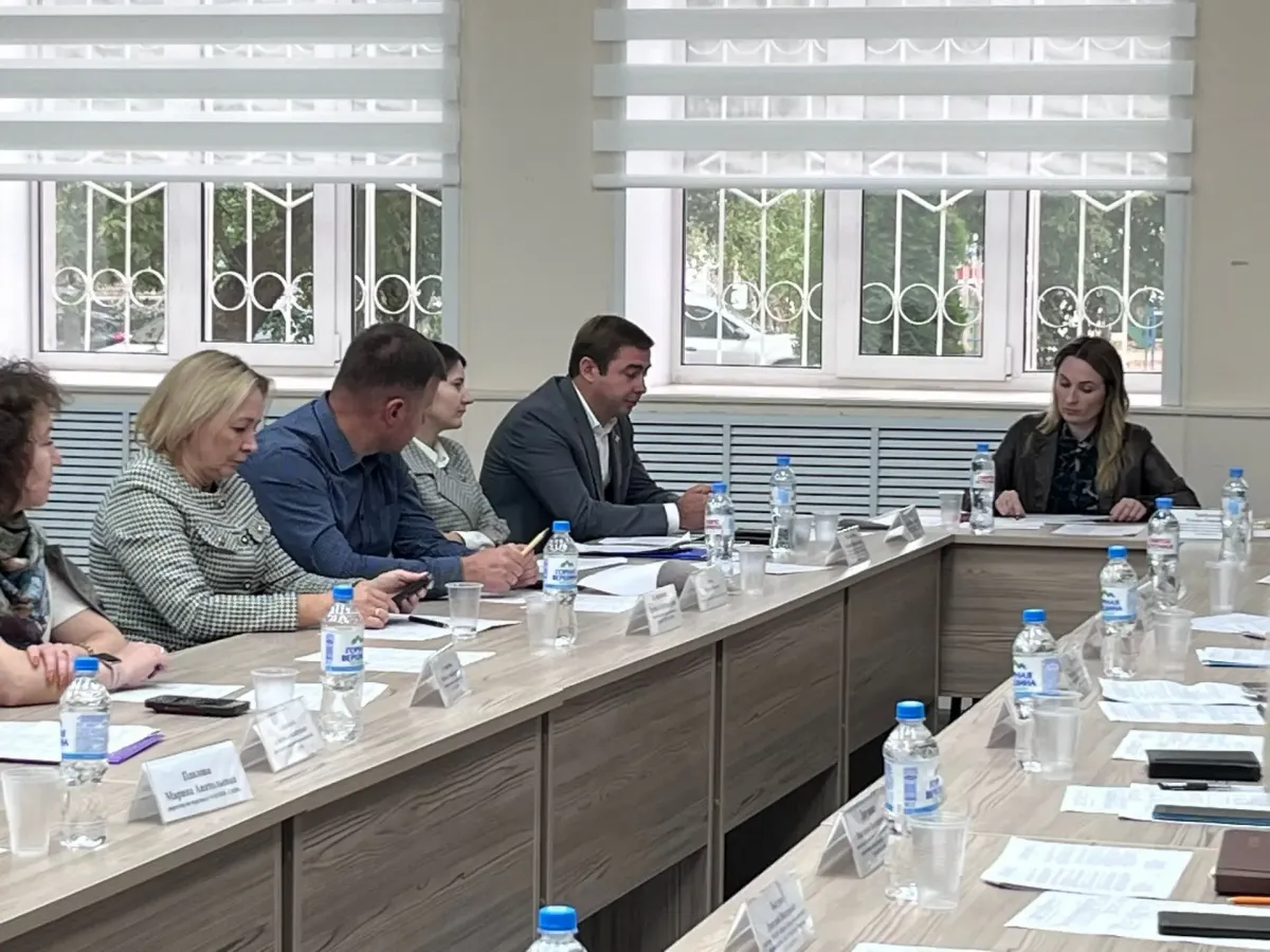 В Тамбове обсудили профориентацию школьников, поддержку молодёжи и благоустройство