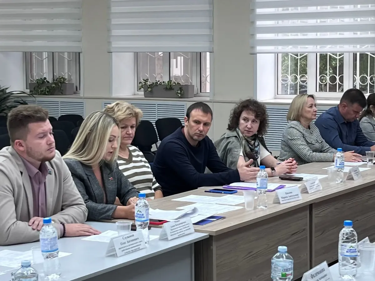 В Тамбове обсудили профориентацию школьников, поддержку молодёжи и благоустройство