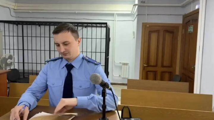 В Томске арендодательницу оштрафовали за оскорбление выпускницы вуза — Томск Сейчас