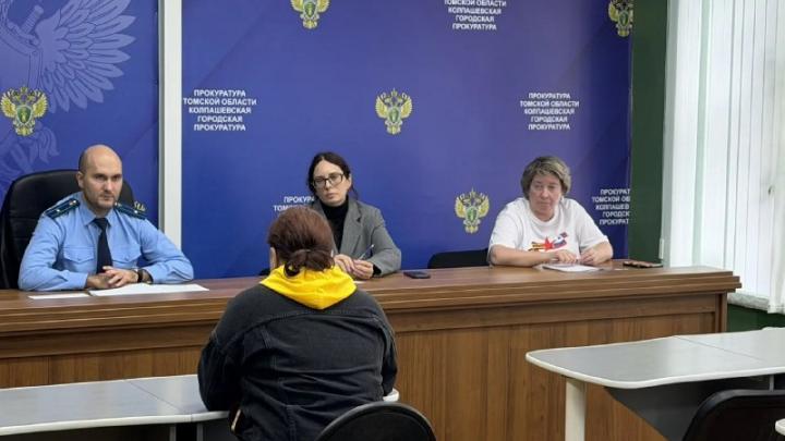 В Колпашеве прошел личный прием родственников участников спецоперации — Томск Сейчас