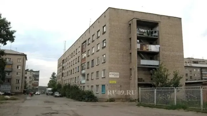 В Октябрьском районе досрочно отремонтировали кровлю дома в переулке Музыкальном — Томск Сейчас
