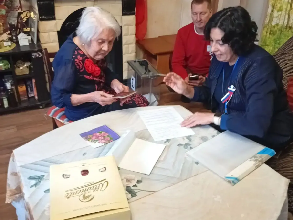 104-летняя ветеран Великой Отечественной войны проголосовала в Томске на дому