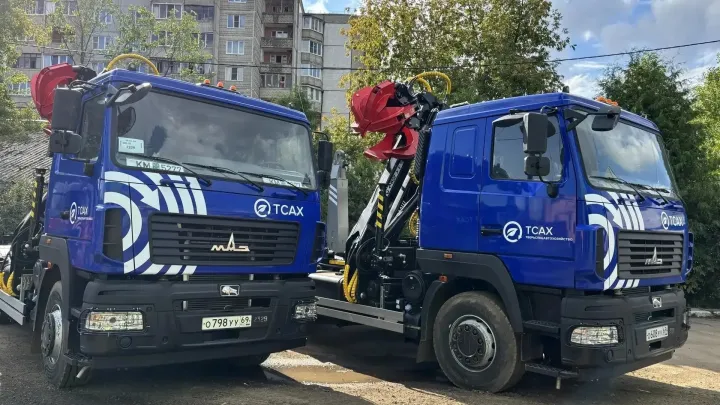 В Тверской области региональный оператор пополнил парк спецтехники для вывоза отходов