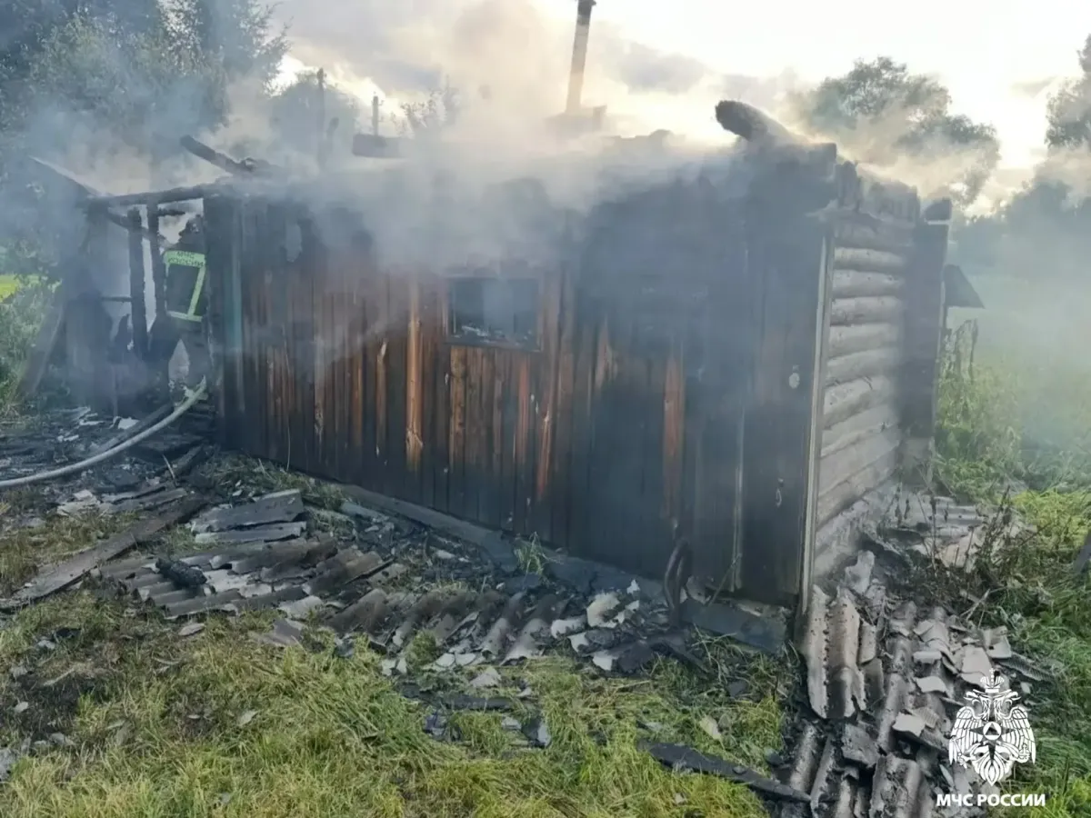 В Конаковском округе ликвидировали пожар в бане