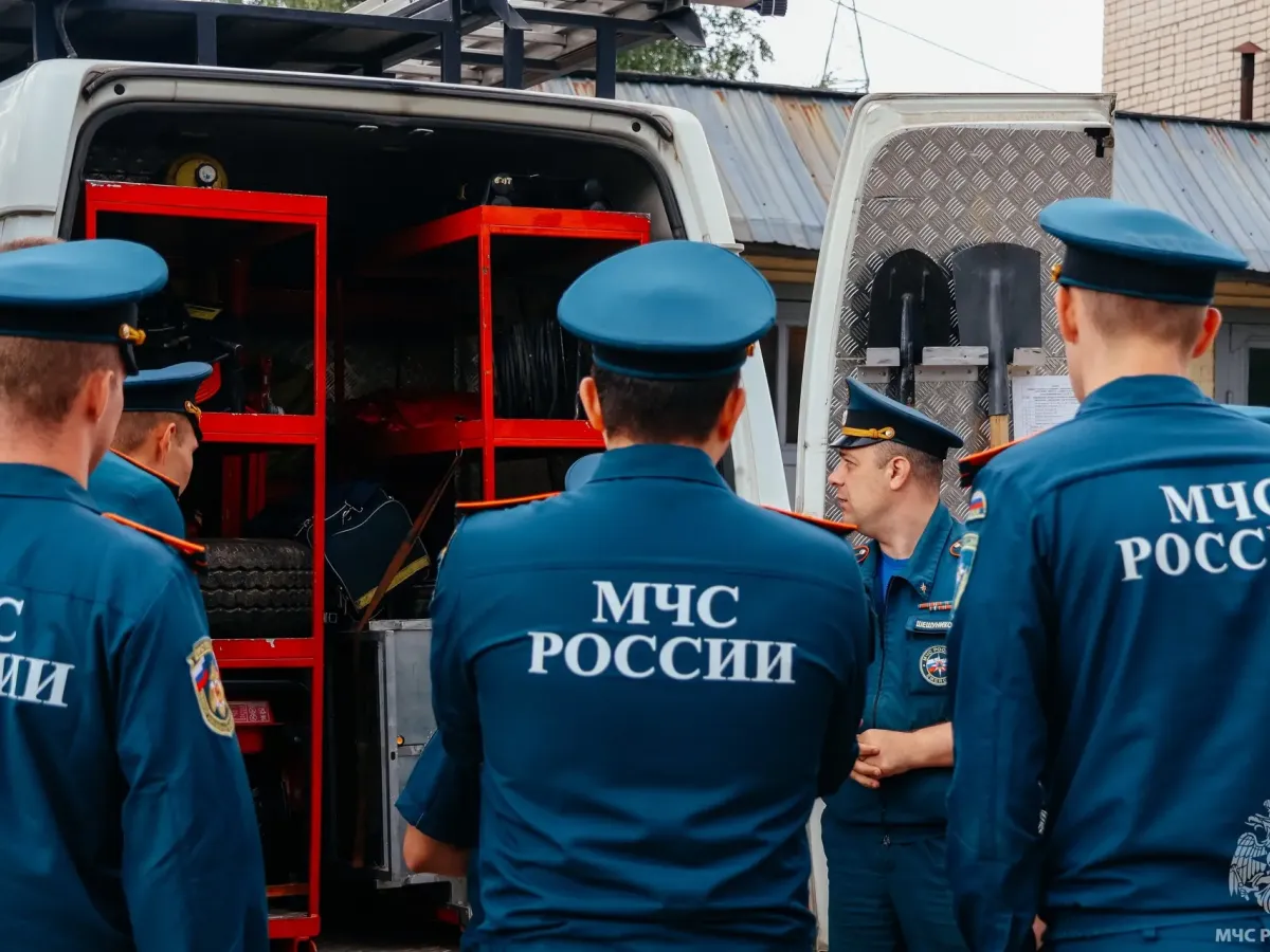 Молодые офицеры МЧС познакомились с особенностями службы в Тверской области
