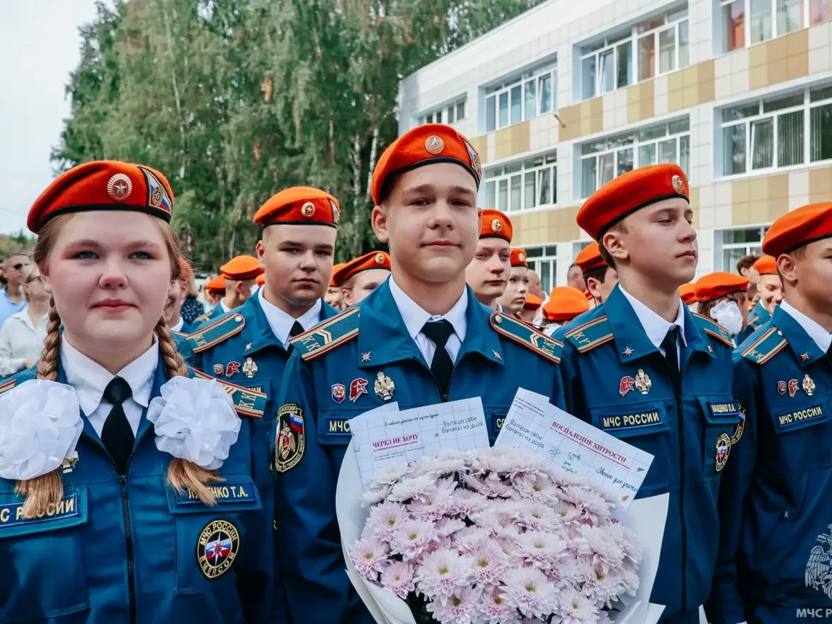 В Твери открыли первый в области кадетский класс МЧС для первоклассников