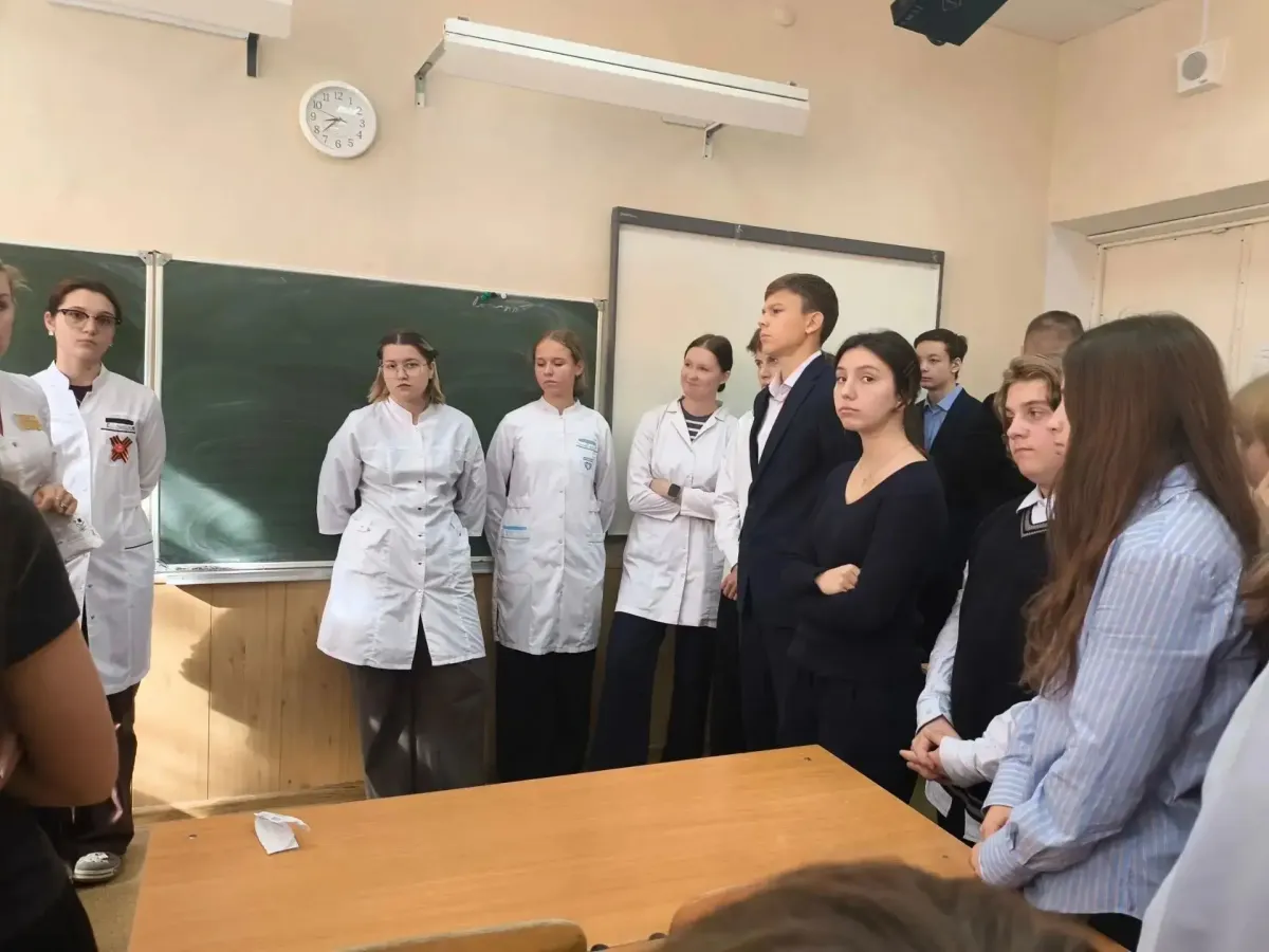 В Твери продолжаются занятия по первой помощи для школьников