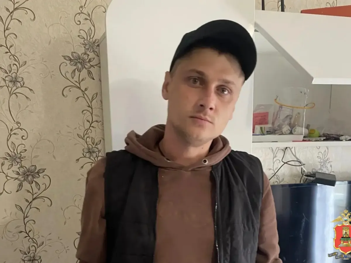 В Старице полицейские нашли наркотики в двух квартирах после вызова собственницы