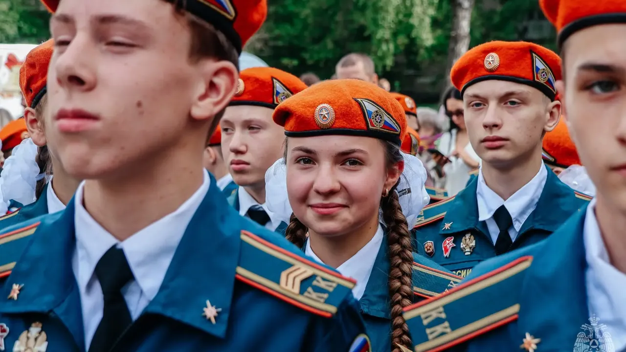 В Твери открыли первый в области кадетский класс МЧС для первоклассников — Тверь Сейчас