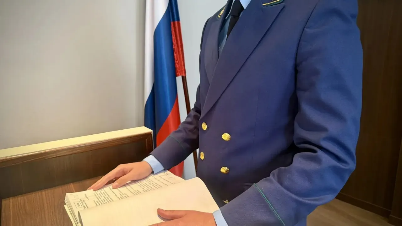 В Тюмени суд взыскал 500 тысяч рублей в пользу пострадавшего на работе водителя