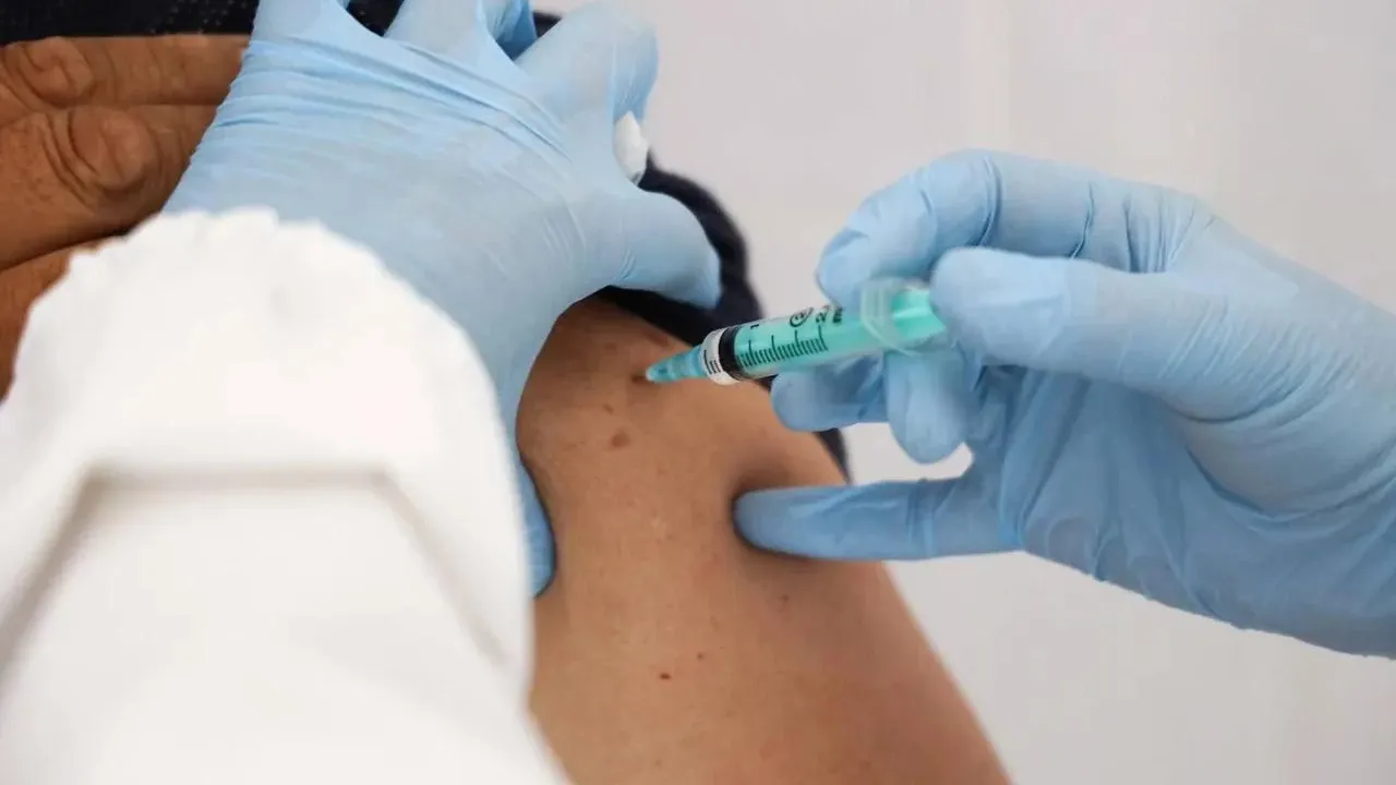 В Тюменскую область поступило 363 тысячи доз вакцины от гриппа