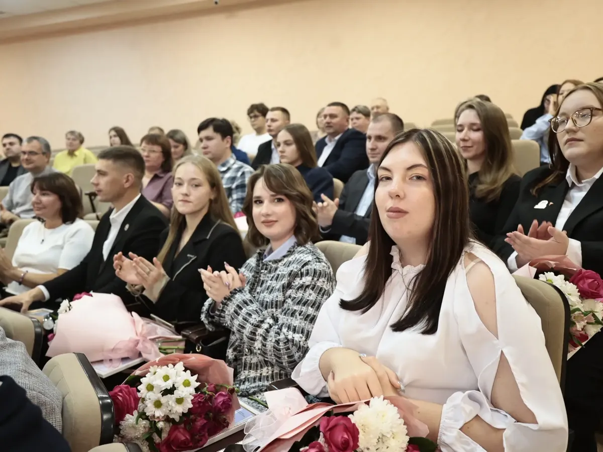 30 молодых жителей Ульяновской области занесли в Золотую книгу Почёта