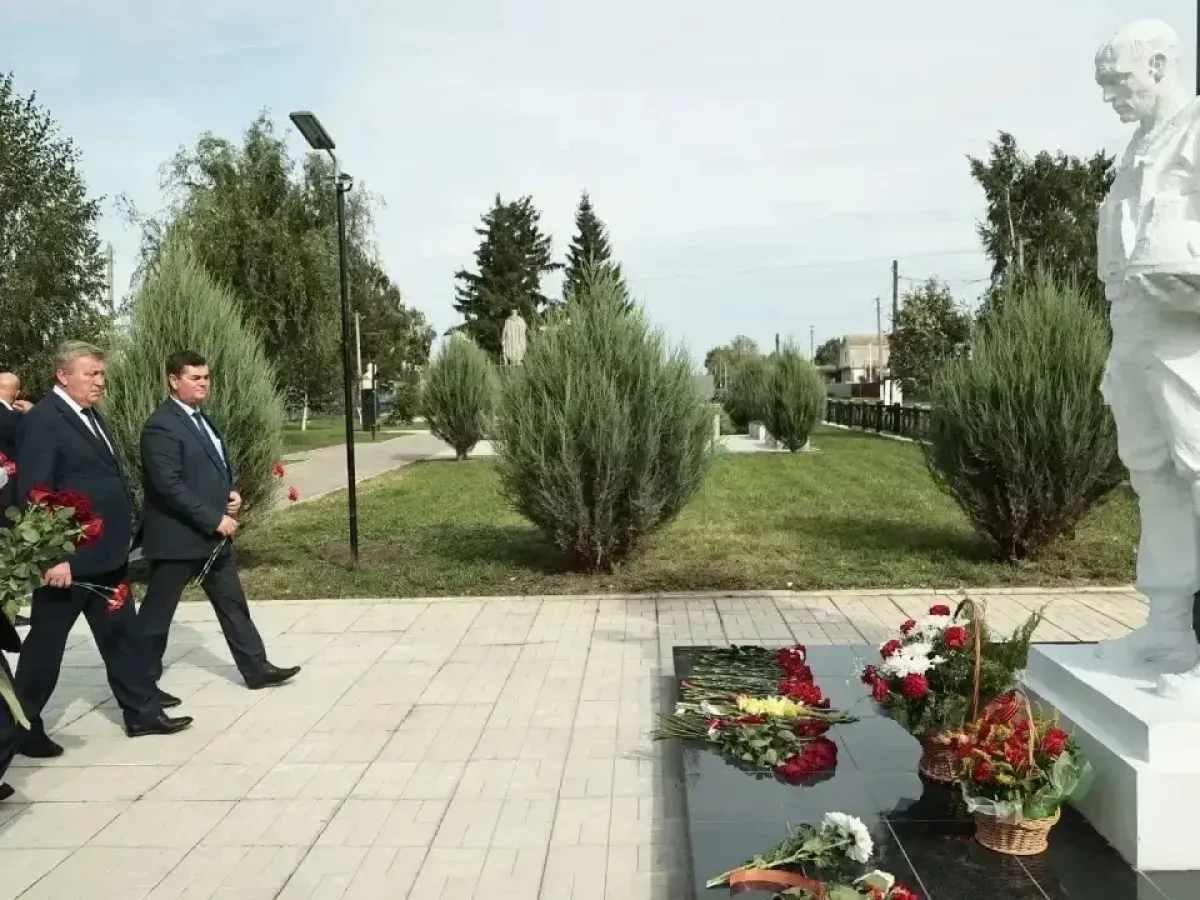 Губернатор Алексей Русских подвел итоги поездки в Новомалыклинский район