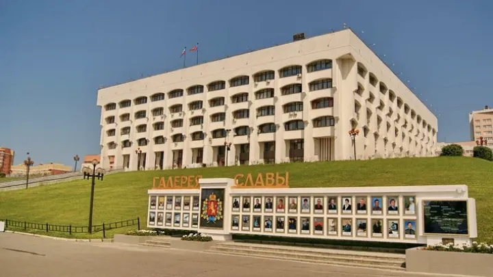 Представителей здравоохранения занесли на областную «Галерею Славы» — Владимир Сейчас