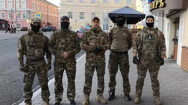 В историческом центре Владимира прошел совместный рейд полиции и народной дружины — Владимир Сейчас