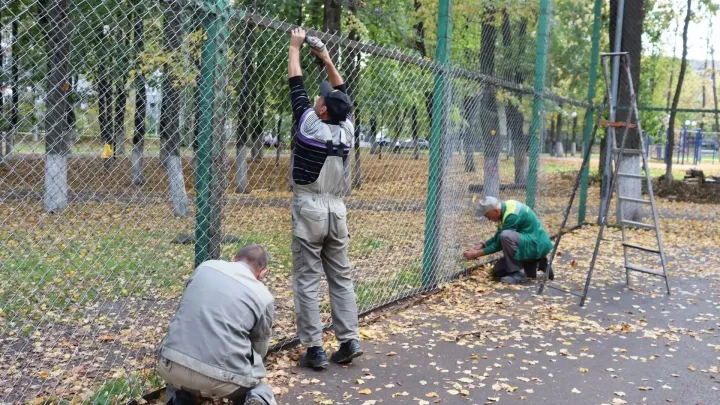 Во Владимире начали ремонт футбольных кортов в двух скверах — Владимир Сейчас